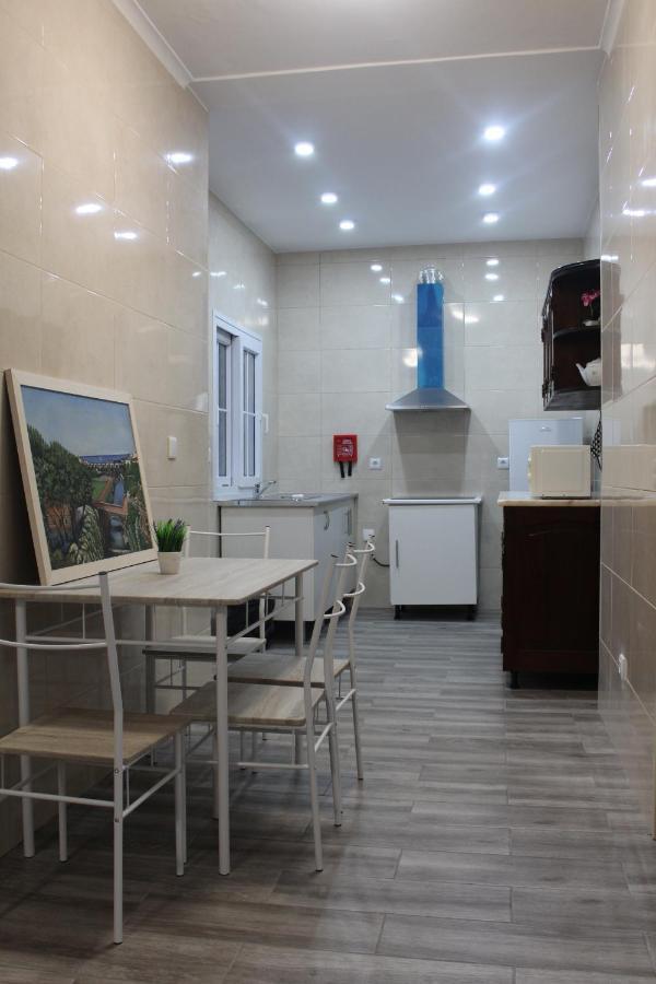Vitorino De Nemesio Guesthouse Понта-Делгада Экстерьер фото