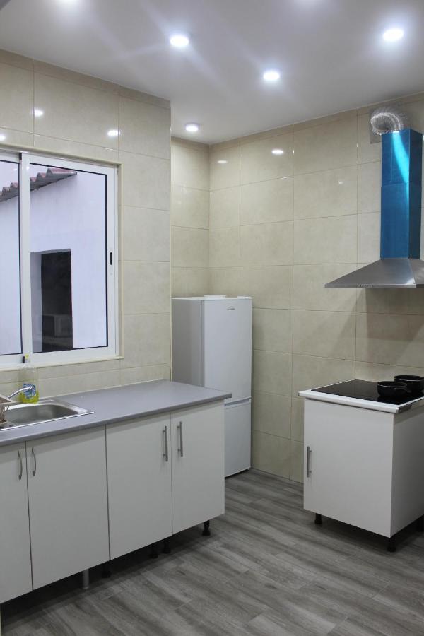 Vitorino De Nemesio Guesthouse Понта-Делгада Экстерьер фото