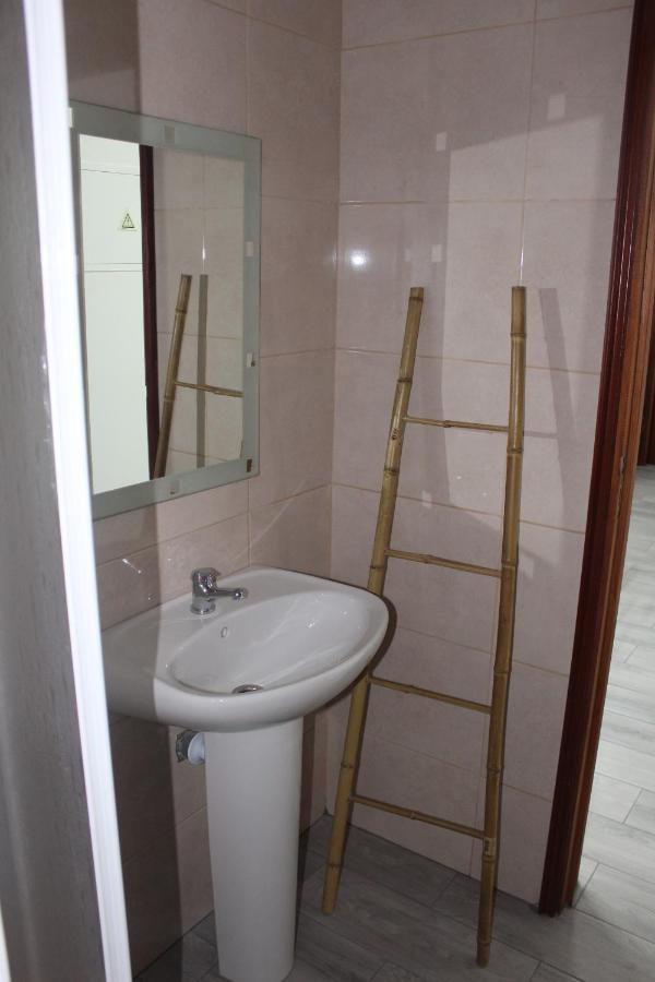 Vitorino De Nemesio Guesthouse Понта-Делгада Экстерьер фото
