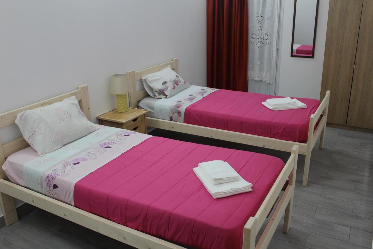 Vitorino De Nemesio Guesthouse Понта-Делгада Экстерьер фото